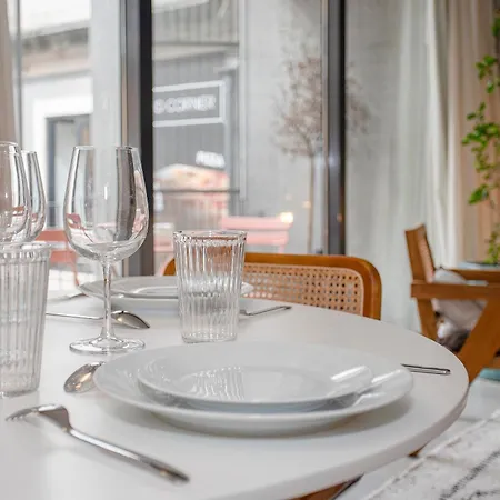 Liiiving In - Bolhao Trendy Apartment