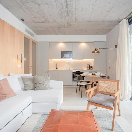 Apartment Liiiving In - Bolhao Trendy